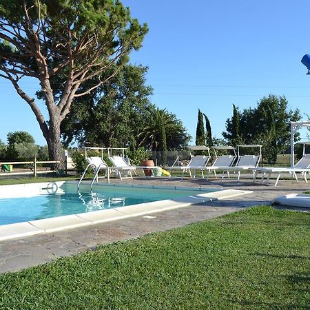 Agriturismo Beveraggio Appartamenti Марина-ди-Гроссето Экстерьер фото