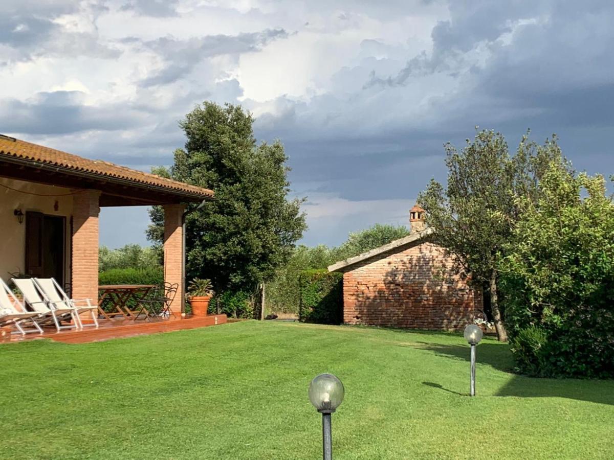Agriturismo Beveraggio Appartamenti Марина-ди-Гроссето Экстерьер фото